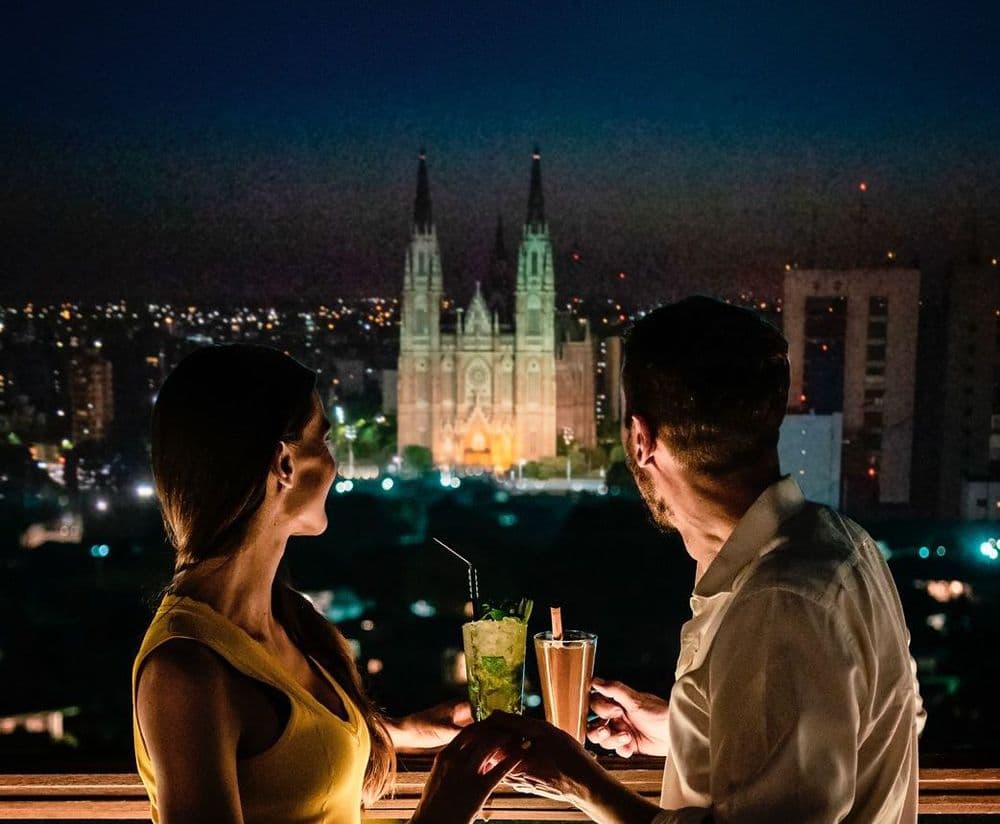 Gran reapertura de Cielo Sky Bar: Halloween en las alturas del Grand Brizo La Plata