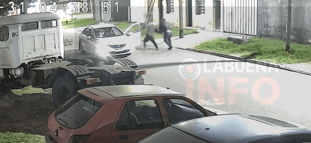 La Plata: Taxista a las trompadas con delincuentes
