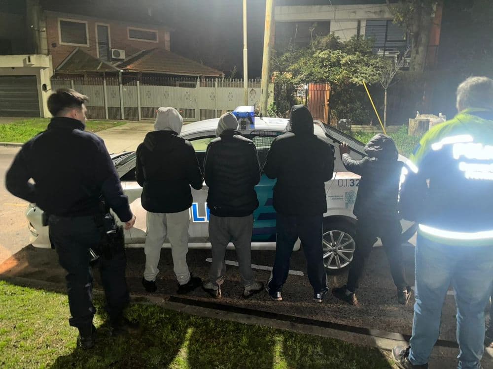 Tolosa: Frustran intento de robo en un domicilio y detuvieron a cuatro menores