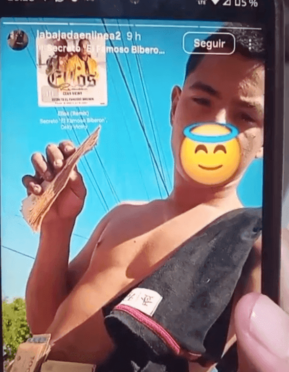 Le robaron la moto a un vecino en 161 y 59 y los delincuentes se jactan en redes con armas