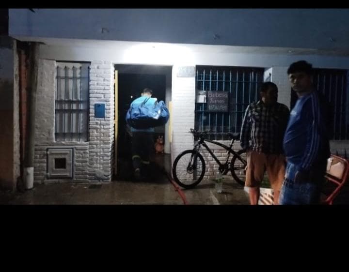 Tragedia en La Plata: padre e hija murieron en un incendio en su vivienda de 132 entre 83 y 84