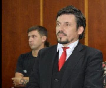 El insólito planteo de un abogado ante jueces de La Plata: “Solicito que crucifiquen al detenido en la plaza”