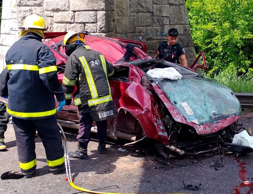Un muerto y un herido grave tras un violento choque en Ruta 36