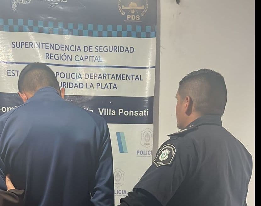 La Plata: Detuvieron a un joven por encubrimiento tras intentar huir con una moto robada