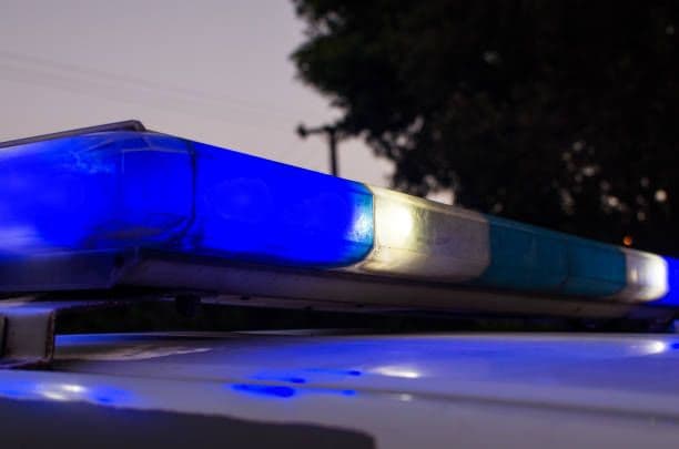 Ensenada: Un hombre de 82 años fue aprehendido por amenazas y tenencia ilegal de armas