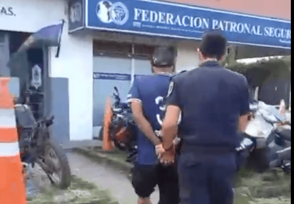 Tras el pedido de una fiscal, una jueza dejó preso al maltratado de perros de Olmos