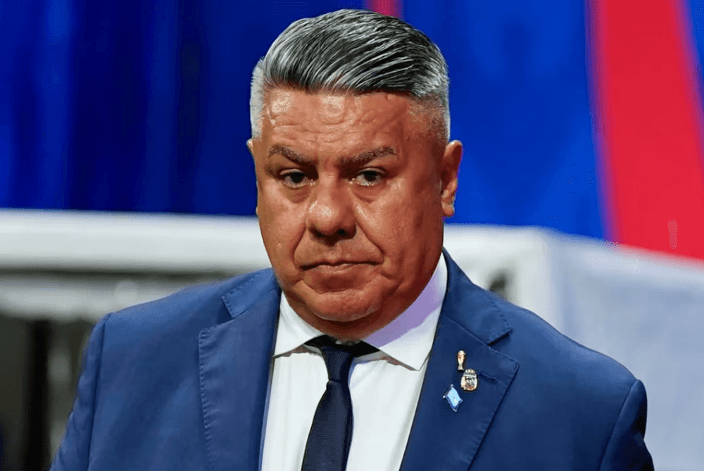 Investigan financiera vinculada a “Chiqui" Tapia por maniobras de lavado por $800.000 millones