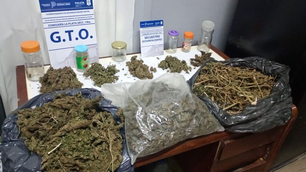 Allanamientos en Melchor Romero por una balacera vinculada al narcotráfico