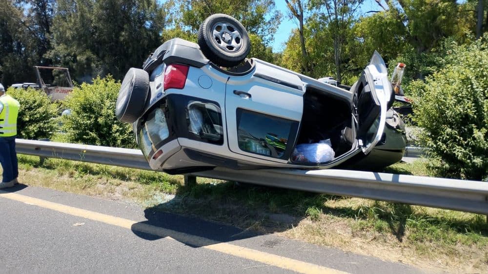 Ruta 36: un auto volcó a la altura del km 39,8 pero no hubo heridos