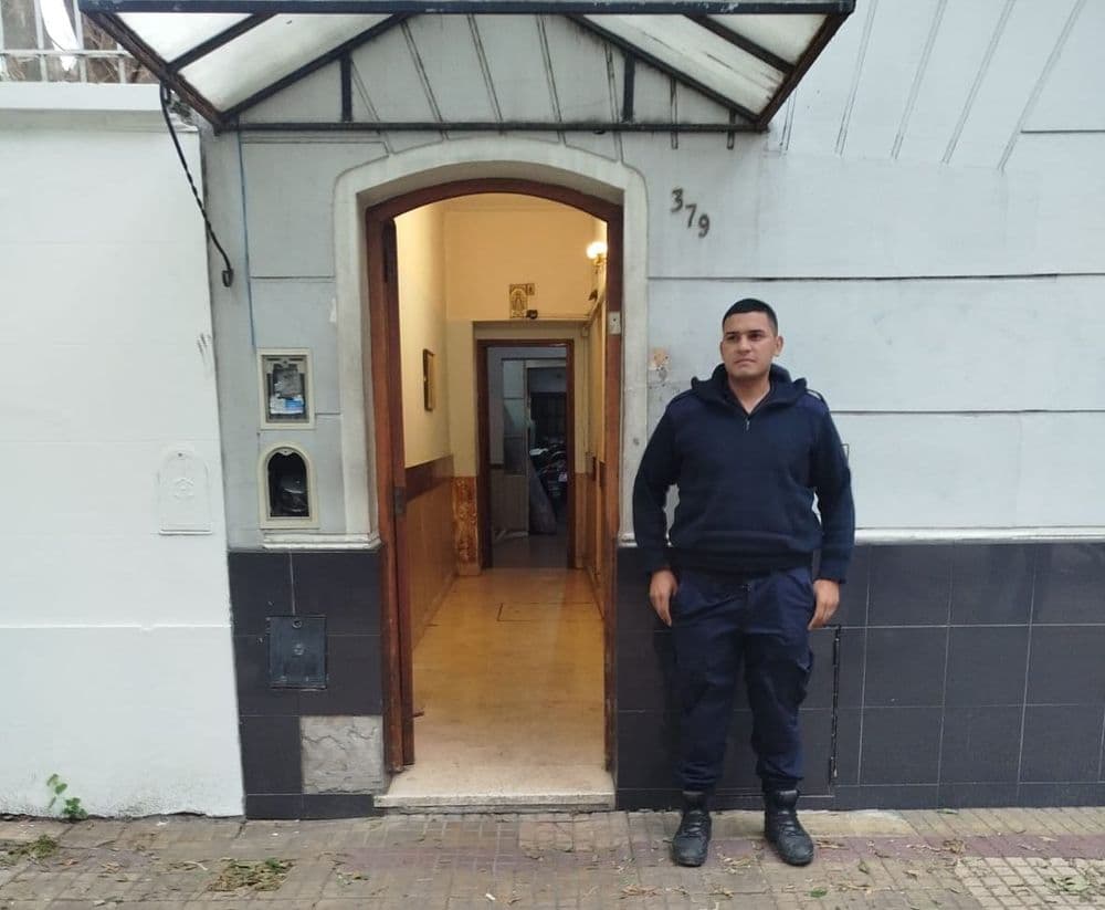 Dos heridos tras una violenta pelea en una pensión de La Plata